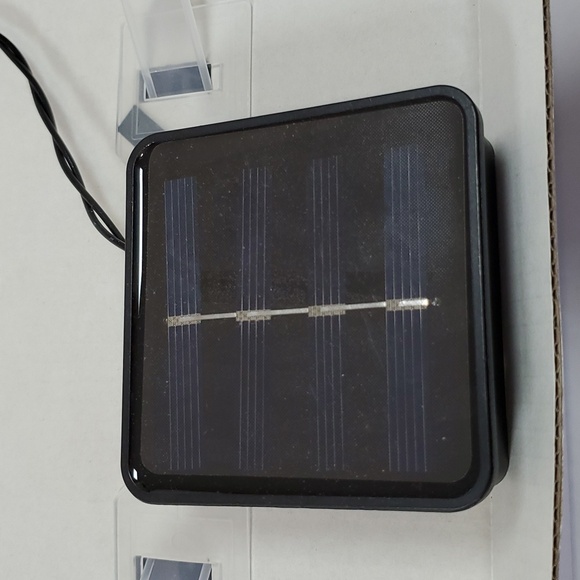 Journeyman LED Solar String Lights ~ 30 Feet - Picture 10 of 11